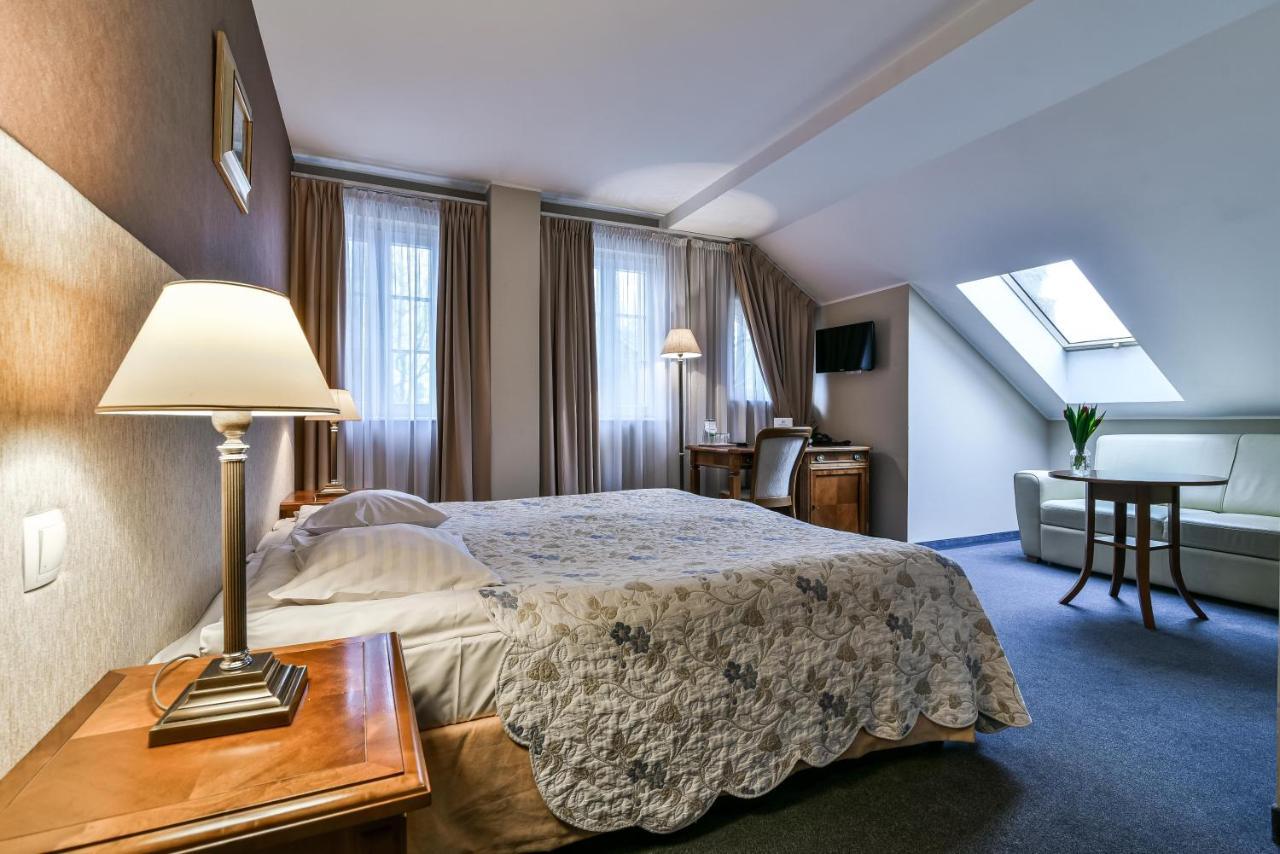 Hotel Spa Wieniawa Реково Екстер'єр фото